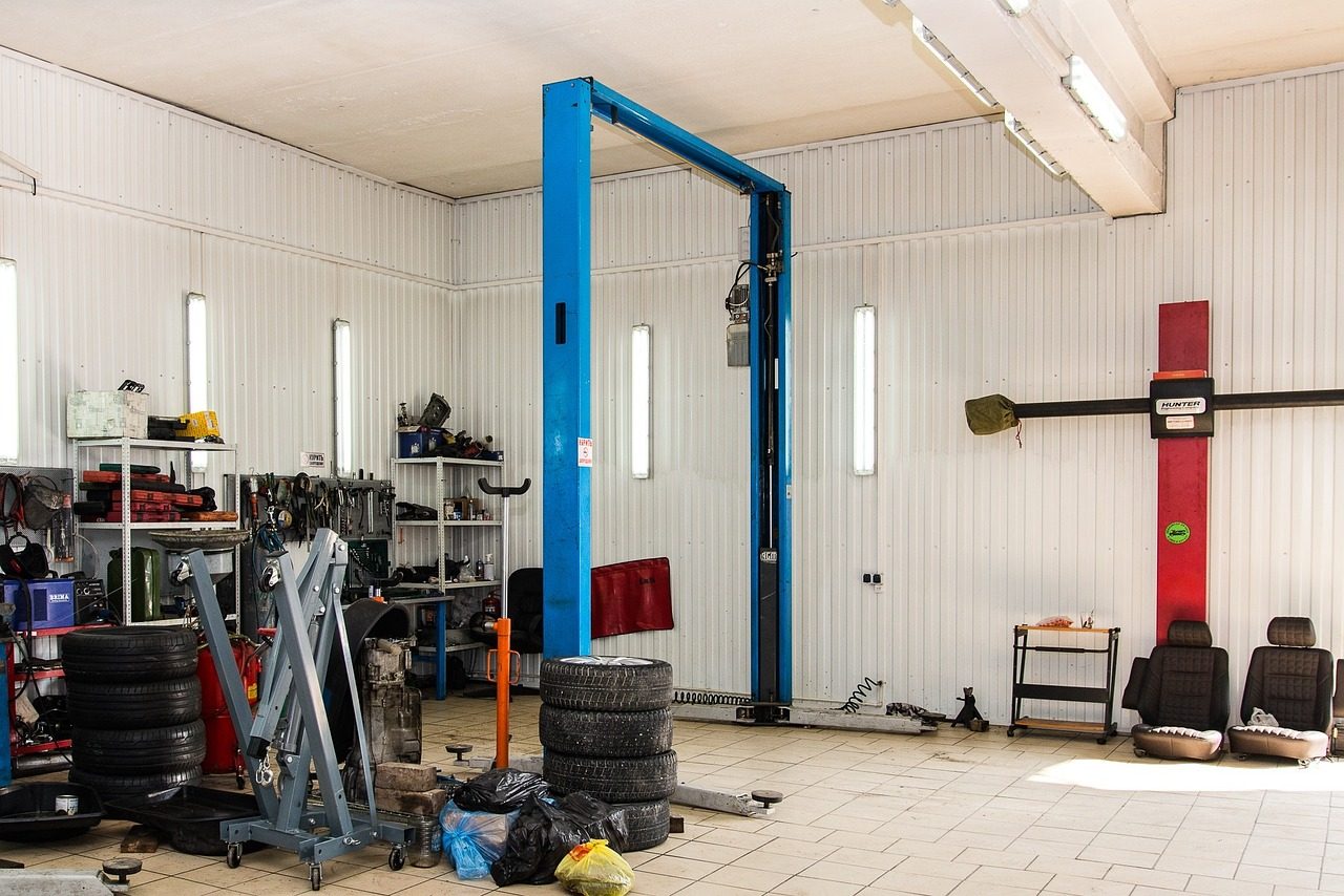 Car repair and maintenance service